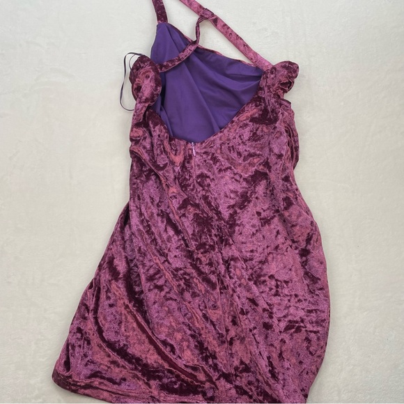 Revolve Superdown Corella Crushed Velvet Mini Dress - Picture 6 of 7